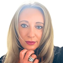 Portrait Bild von Elvira Holzer